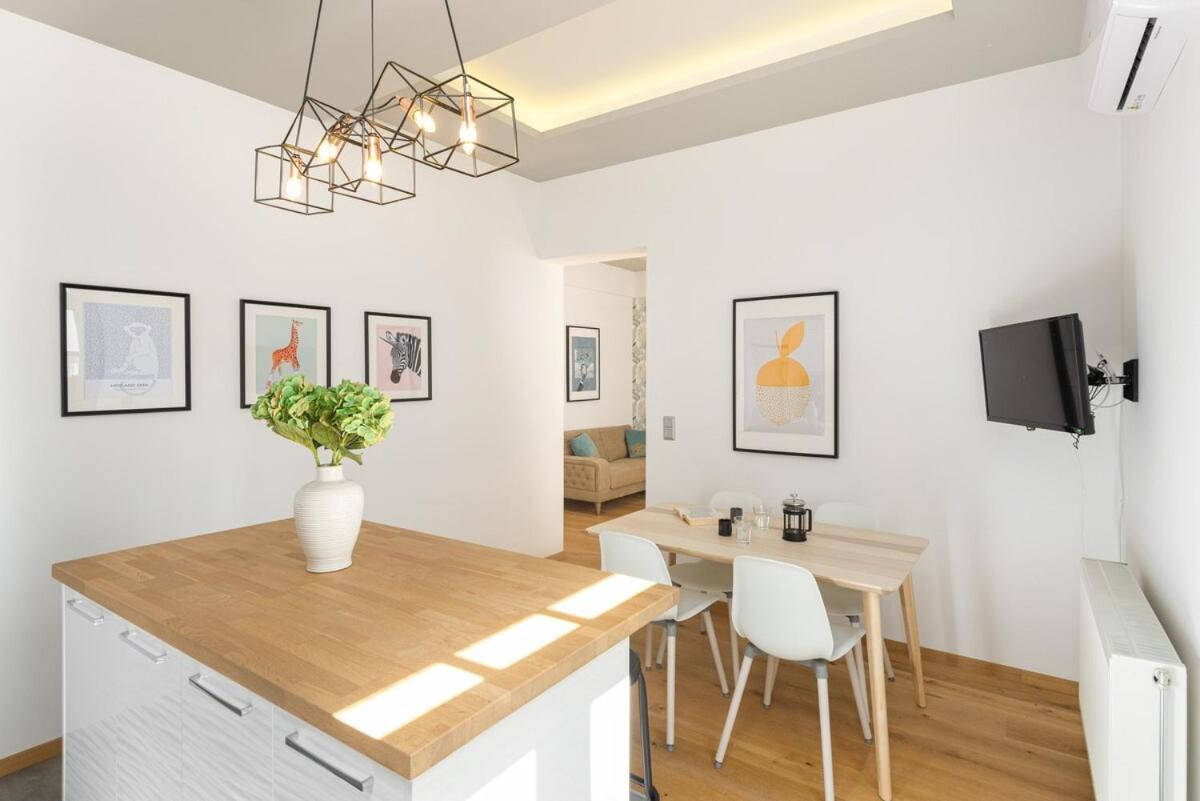 Apartment Innovative Upscale 2-br Flat In Premium Location
