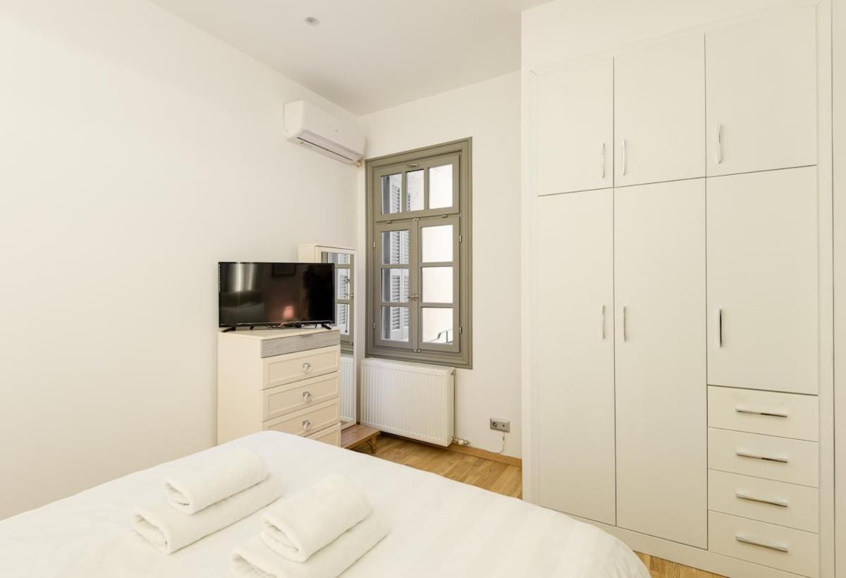 Innovative Upscale 2-br Flat In Premium Location Thessaloniki